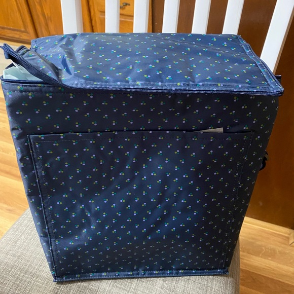 Thirty-One Picnic Thermal Tote Navy Polka Dot - Picture 4 of 9